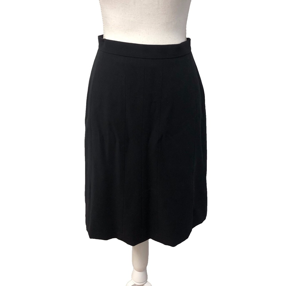 Vintage Chanel Boutique Wool Skirt Womens‎ 40 6 8 Black Slik Lined Classic
